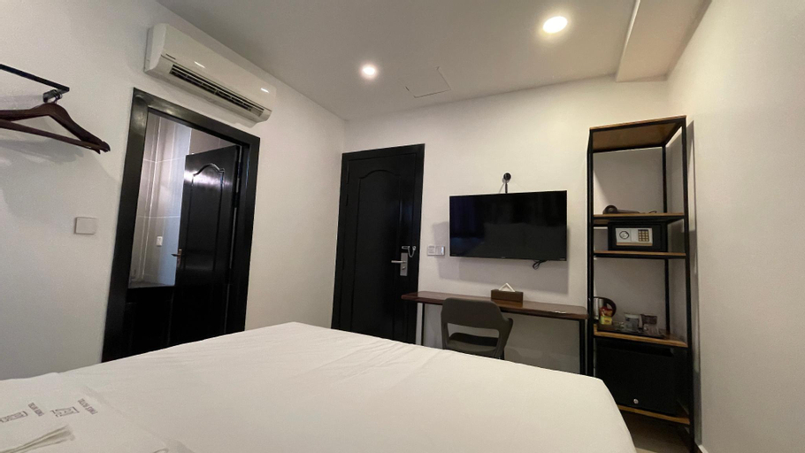 Bedroom 8