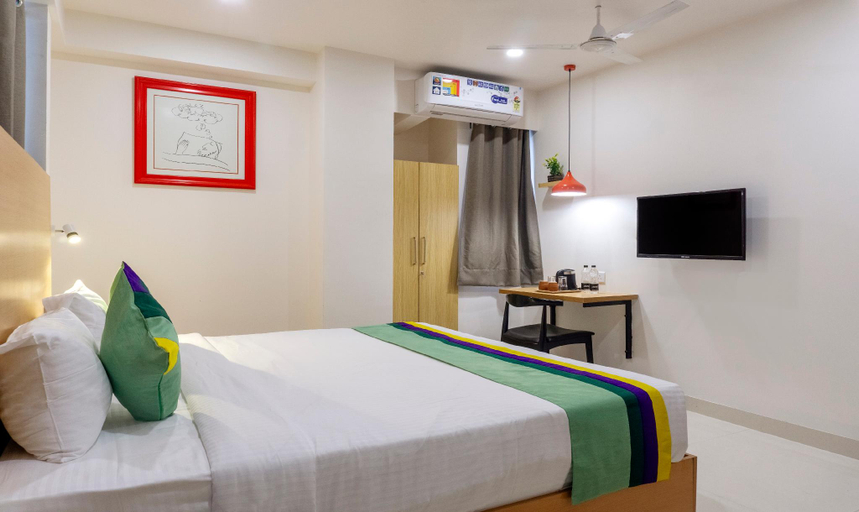 Bedroom 2, Treebo Savali Inn Executive, Amanora, Pune