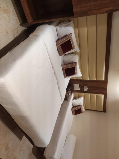 Bedroom 3, HOTEL ADAMS INN, Mumbai Suburban