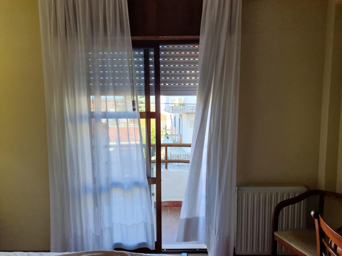 Bedroom 2, Hotel Peninsular, Leiria
