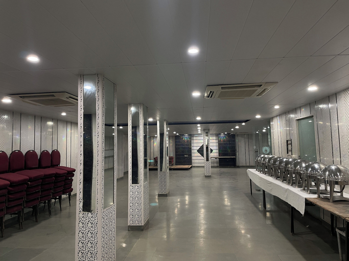 Food & Drinks, Hotel Ek Noor Residency, Sahibzada Ajit Singh Nagar
