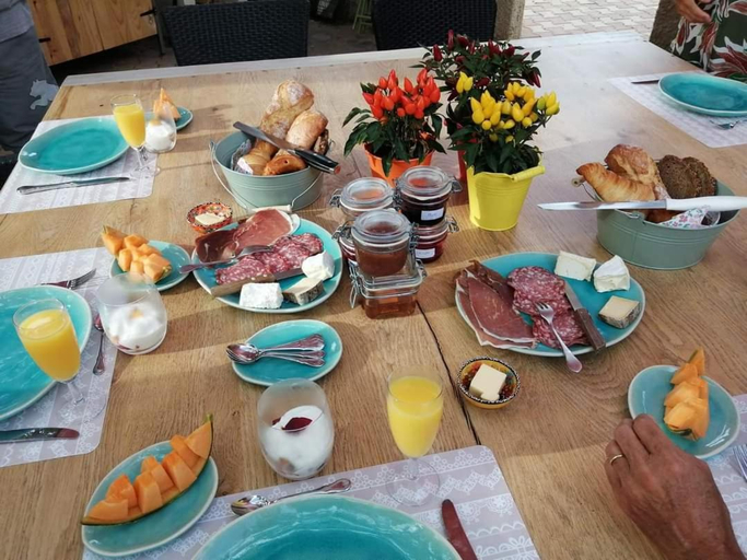 Food & Drinks 4, MaCoCo Maison Coeur Corbieres, Aude
