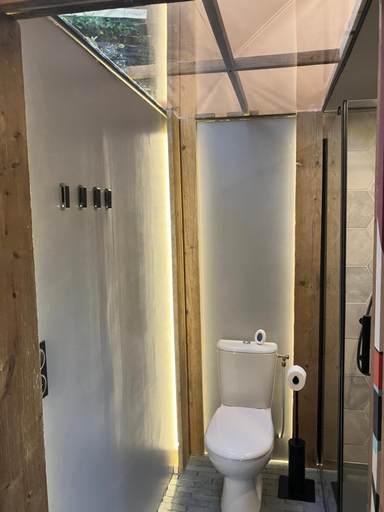 Bathroom 2, La Ferme 1851 - Cabane Spa Nordique prive vue sur champ, Nord