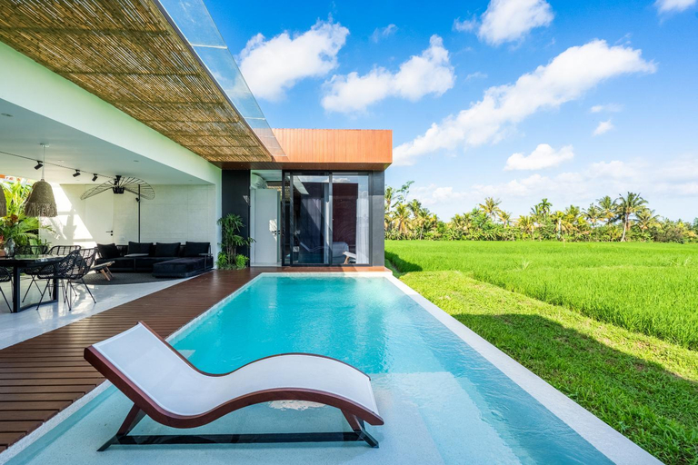 Swimming Pool 9