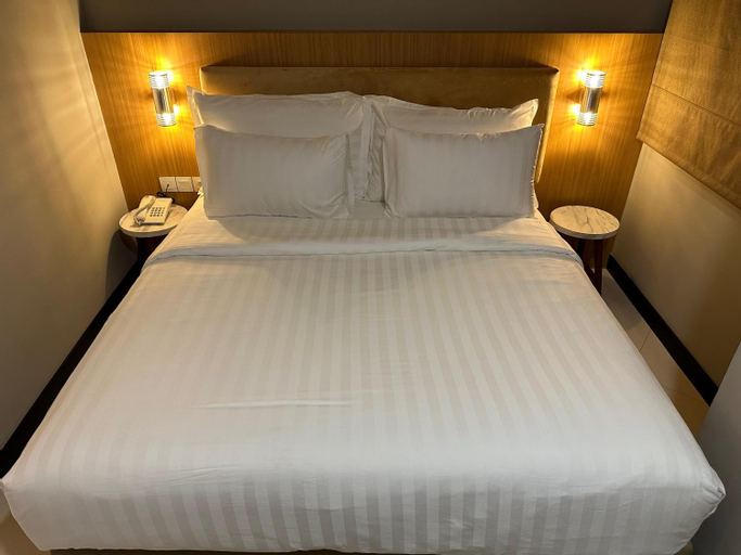 Bedroom 23