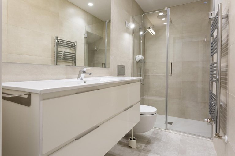 Bathroom 3, Hontza by Smiling Rentals, Guipúzcoa