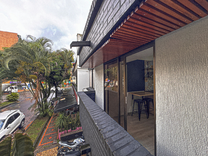 Exterior & Views 2, Manila by Roots Rentals, Medellín