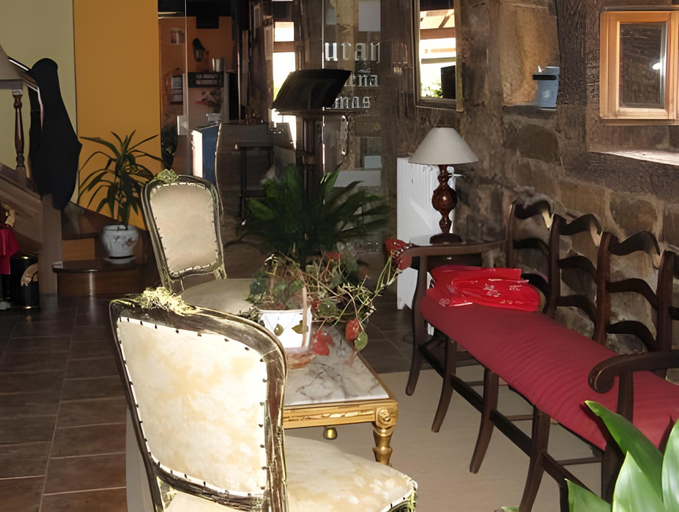 Public Area 2, Posada Ormas, Cantabria