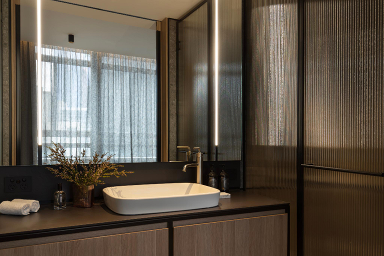 Bathroom 29