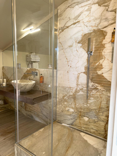 Bathroom 12