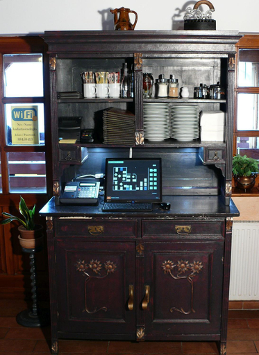 Others 3, Kadarta Vendeglo Panzio, Veszprém