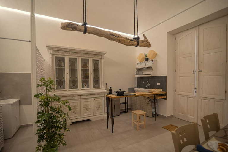 Others 4, Essenza Suite Siracusa con Jacuzzi privata, Syracuse