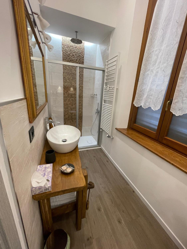 Bathroom 2, Splendid Room Suites, Torino