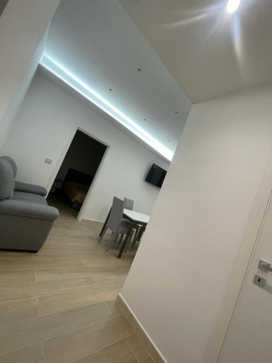 Others 3, SUITE LUXURY MANFREDI - Centro, Foggia