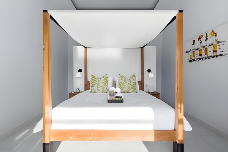 Others 5, Calm Villa Orked 2 Seminyak with day bed swing., Badung