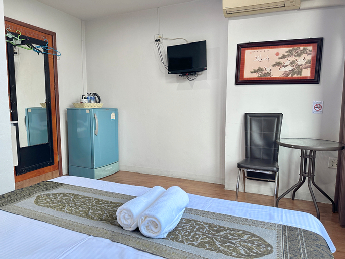 Bedroom 5