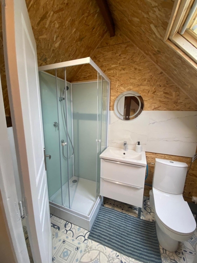 Bathroom 3, Simple et sympa, Seine-Maritime