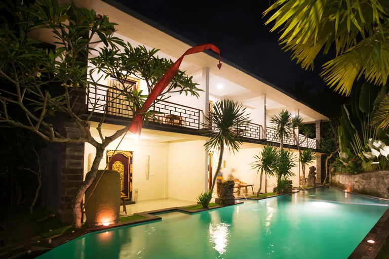 Swimming Pool 9