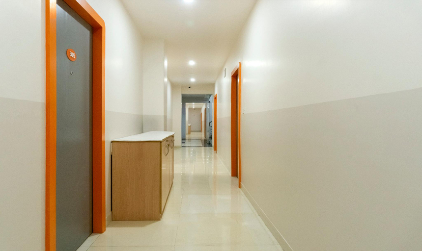 Public Area 1, Treebo Savali Inn Executive, Amanora, Pune