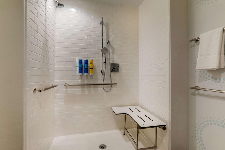 Bathroom 9