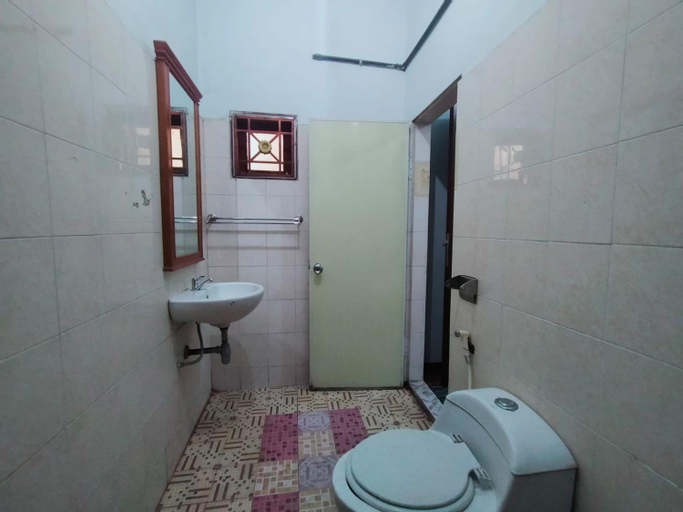 Bedroom 3, Villa Bukit Asri No 12 Berastagi View, Karo