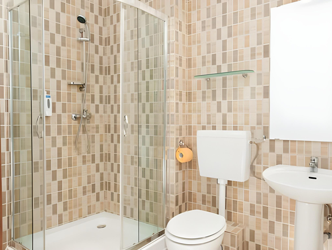 Bathroom 4, Pensiunea Castania - Pensiune cu piscina la munte, Polovragi