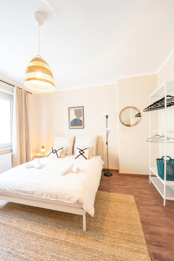 -Super zentrales Zimmer- direkt an der Lutter!, Bielefeld