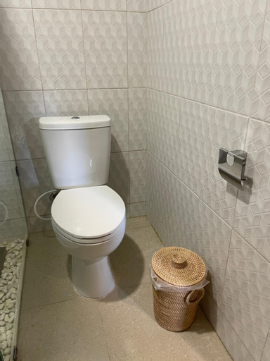 Bathroom 29