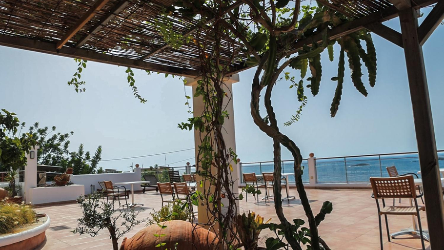 Food & Drinks, Hostal Marblau Ibiza, Baleares