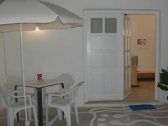 Others 4, Grozos Rooms, South Aegean