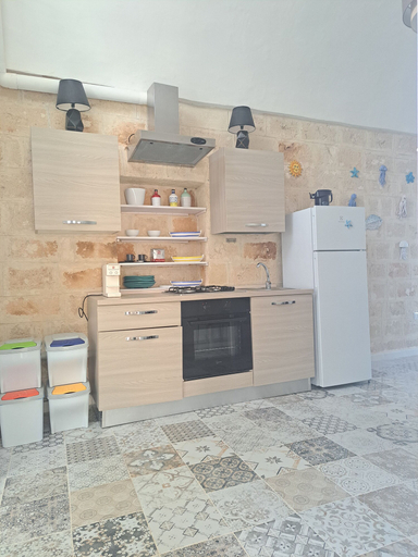 Others 3, AL CONSOLE LE DIMORE, Bari