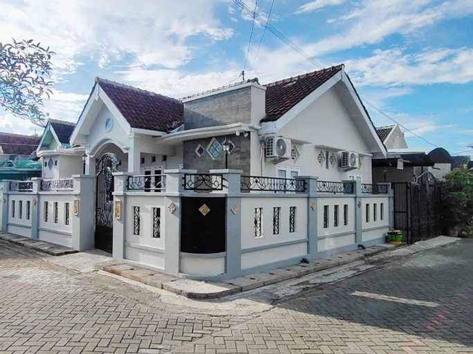 Exterior & Views, SAMAWA FAMILY HOUSE, Banyuwangi