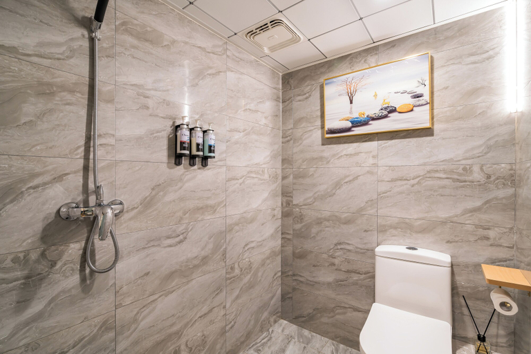 Bathroom 5, Anhui Culture Hotel, Beijing
