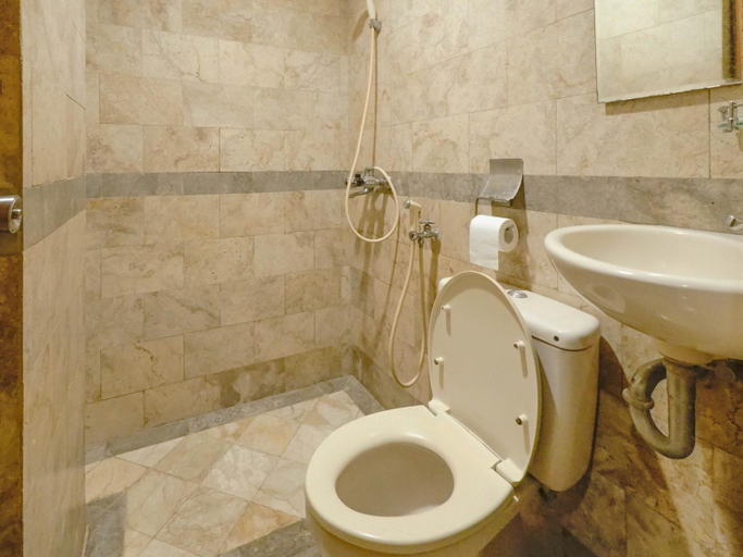 Bathroom 3, Rhiz Guest House Tebet Mitra, Jakarta Selatan