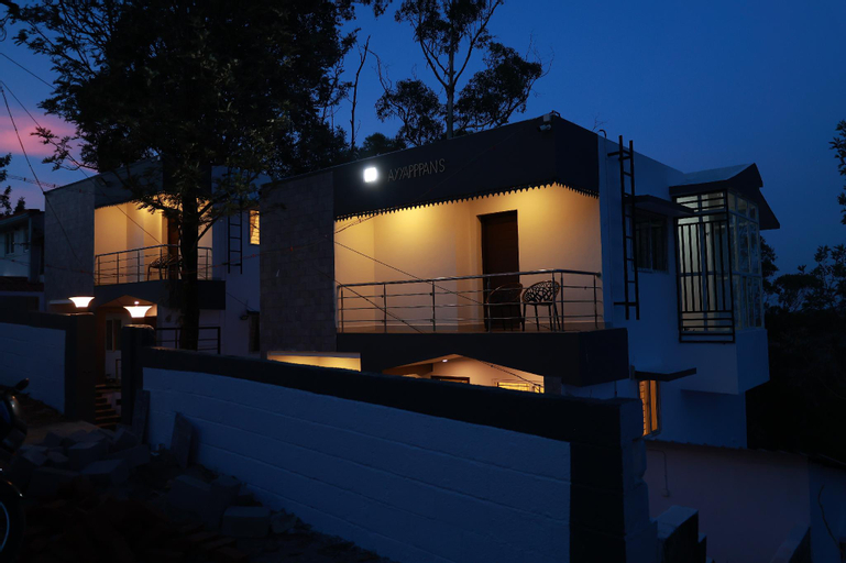 Exterior & Views