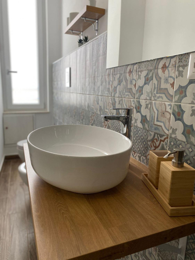 Bathroom 2, Casa Signoria, Napoli