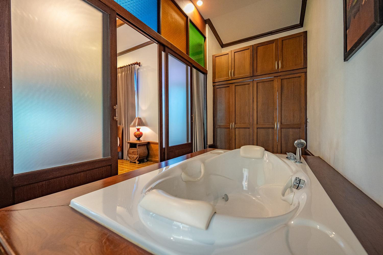 Bathroom 6