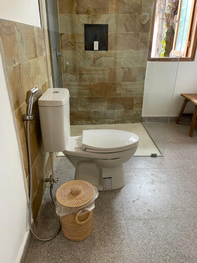 Bathroom 8