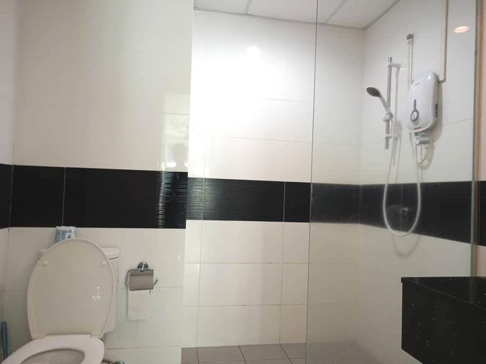 Bathroom, SEAVIEW 2Room 2Bath Mansion One21 Gleneagles Gurney Georgetown, Pulau Penang