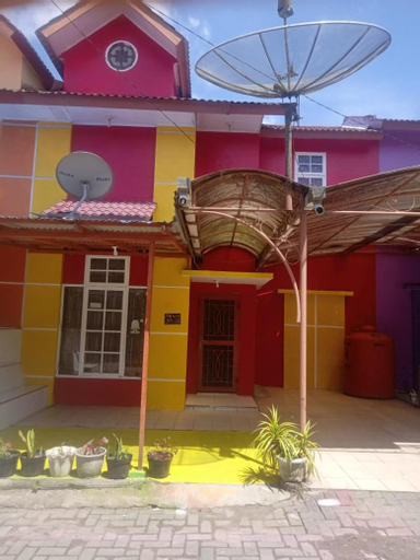Exterior 8