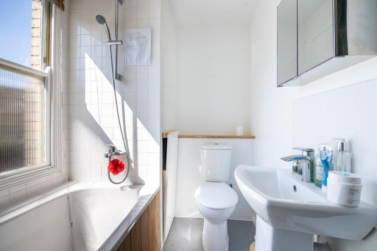 Bathroom 3, Cozy House with Character & Garden., London