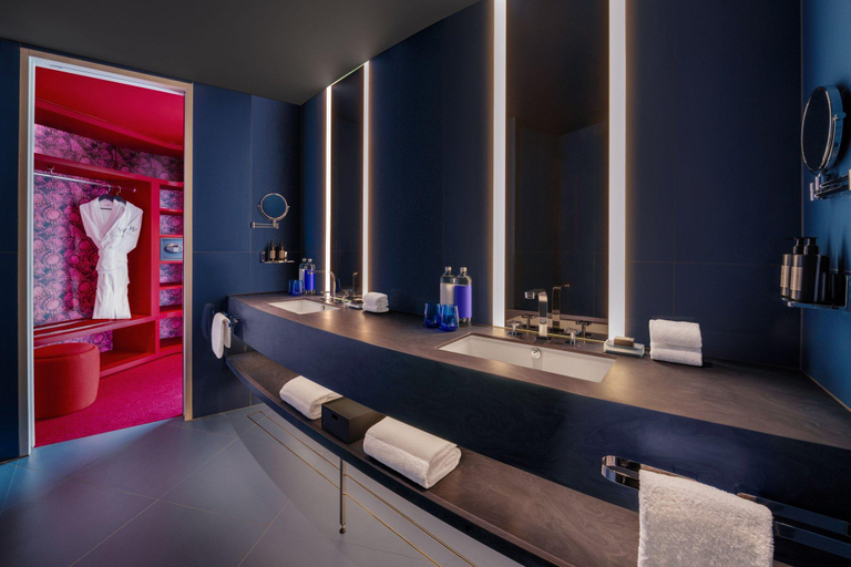 Bathroom 25