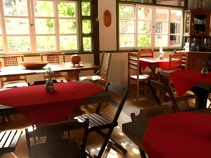 Food & Drinks 4, Perola da Mata, São Sebastião