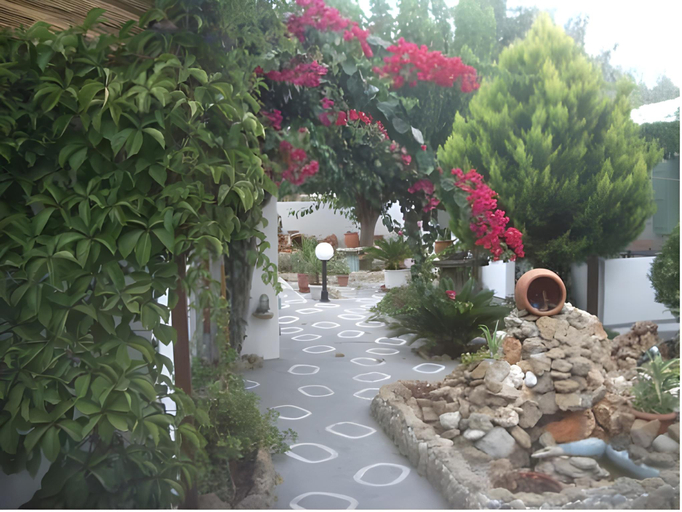 Others 4, Skyros Panorama Studios, Central Greece