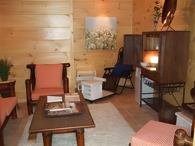 Public Area, Paradise Hills, Winery Resort & Spa, Union