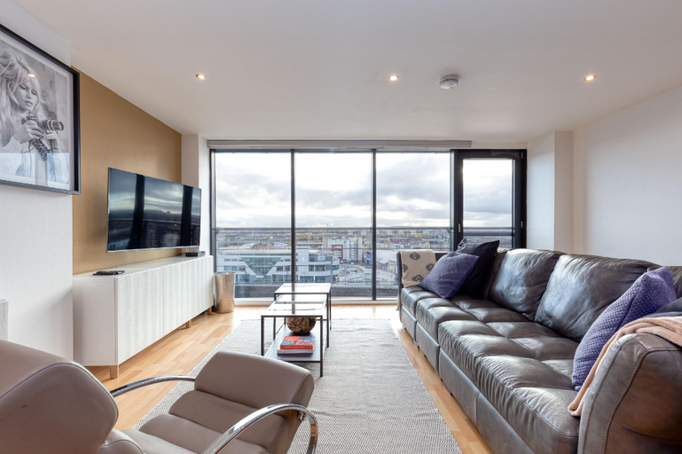 Others 3, Riverview Apartments, Glasgow