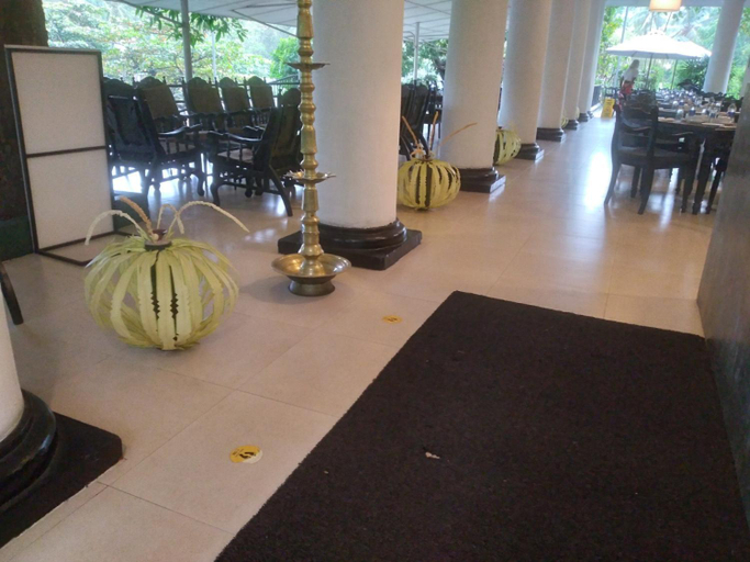 Food & Drinks 3, Heritage Ambepussa Hotel, Warakapola
