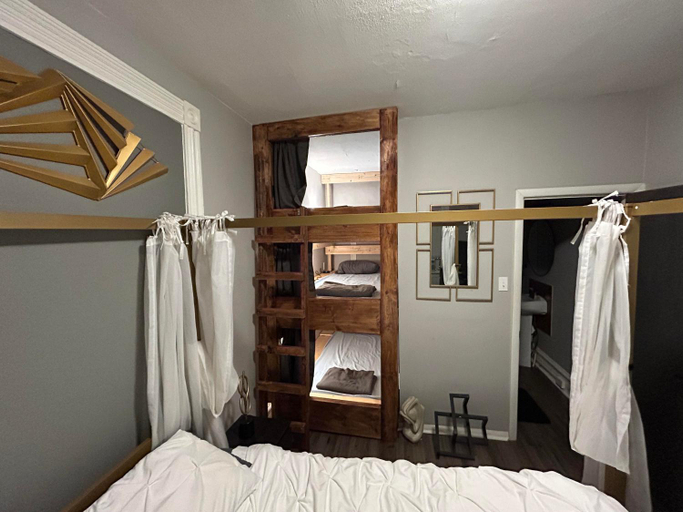 Others 5, ☆☆ Modern Coed Dorm in Reading ☆☆, Berks