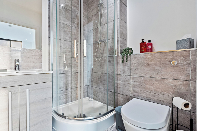 Bathroom 3, City Centre Luxury ApartmentSofa BedWIFI, Leicester