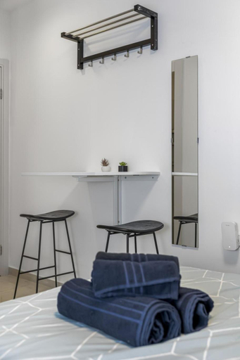 Others 3, IB Properties Suites